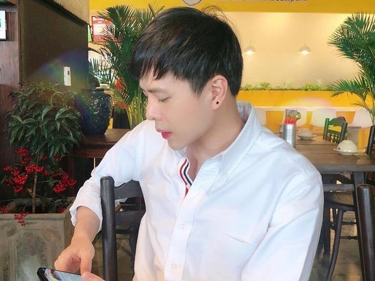 Trinh Thang Binh va so thich dien ao so mi gia hon chuc trieu dong hinh anh