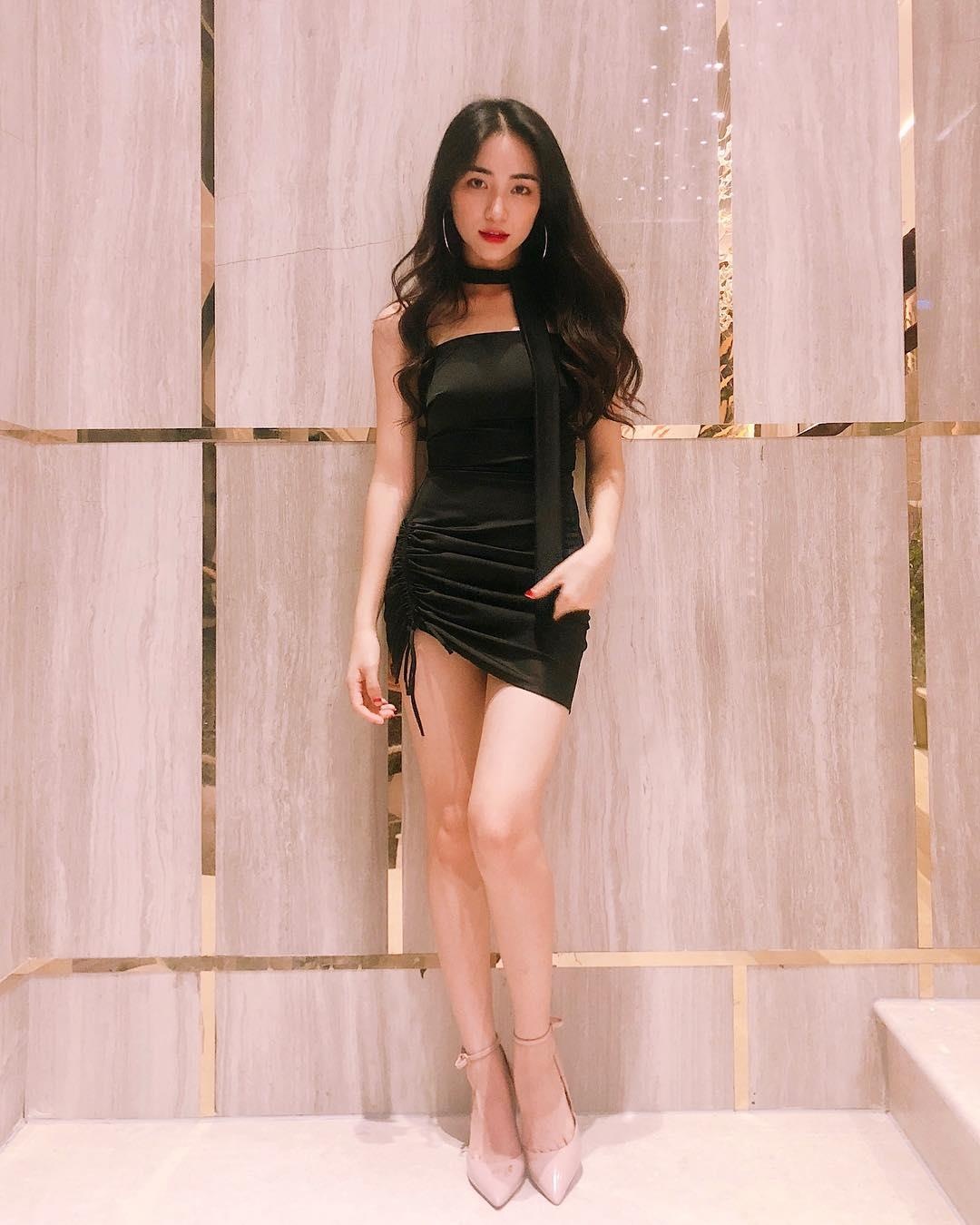 Phong cach thoi trang Hoa Minzy anh 11