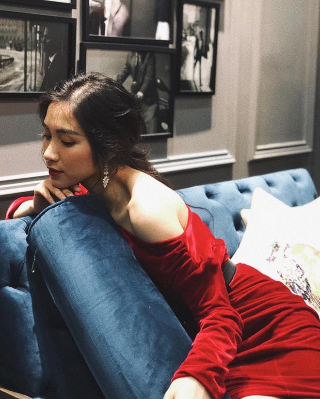 Phong cach thoi trang Hoa Minzy anh 2