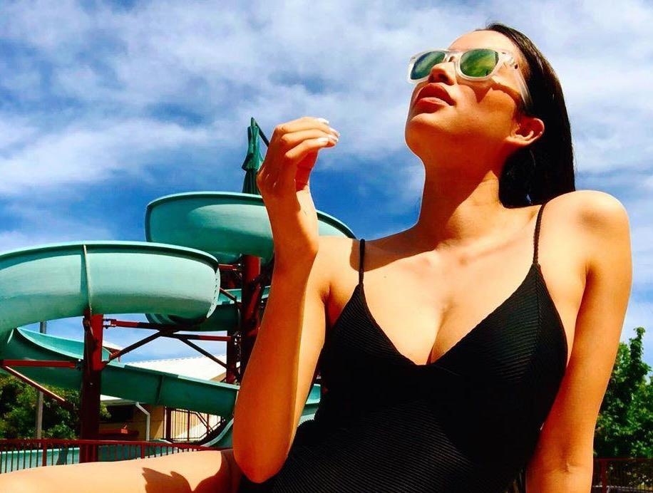 Hoa hau Pham Huong thay doi phong cach the nao tu khi sang My? hinh anh