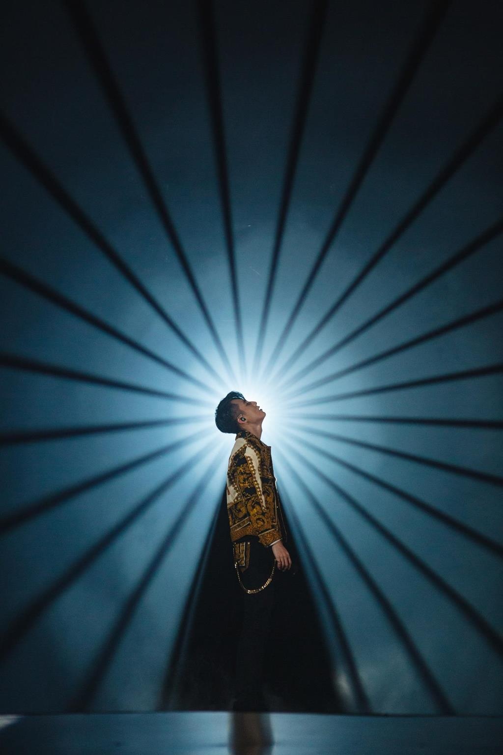 Son Tung mac do hieu anh 1