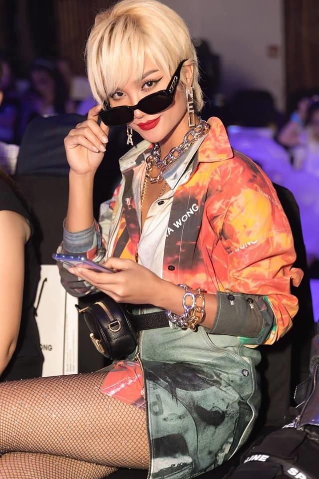 H'Hen Nie choi hang hieu anh 6