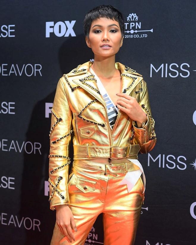 H'Hen Nie choi hang hieu anh 4