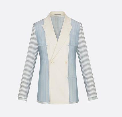 Trang phuc dat do cua Son Tung tai Sky Tour 2019 anh 18