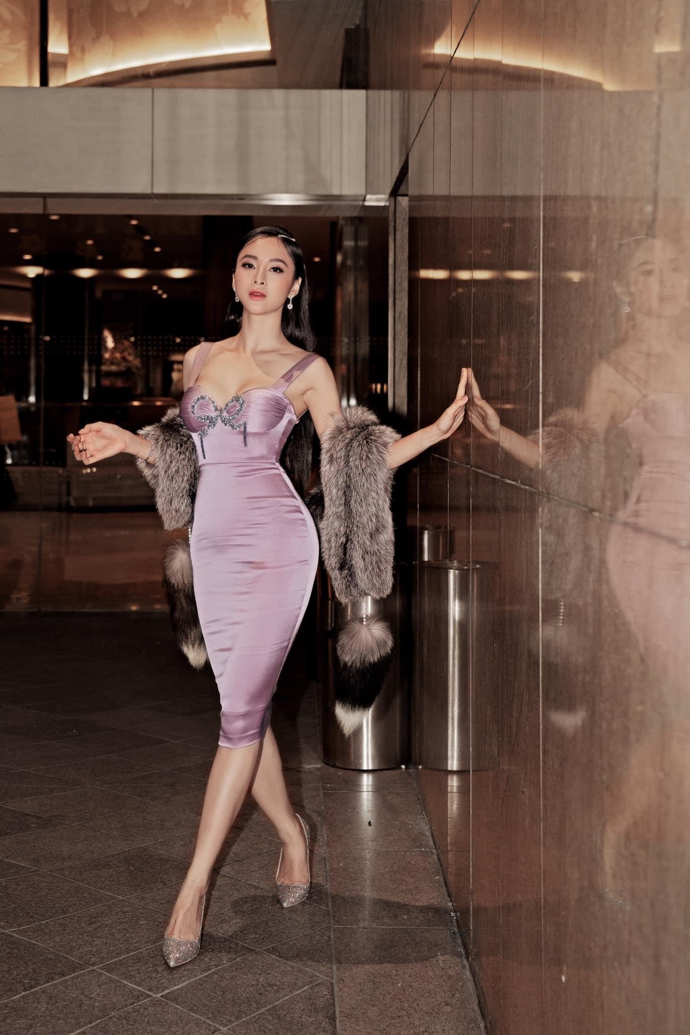 Sao Viet gay tranh cai voi ao long thu anh 2