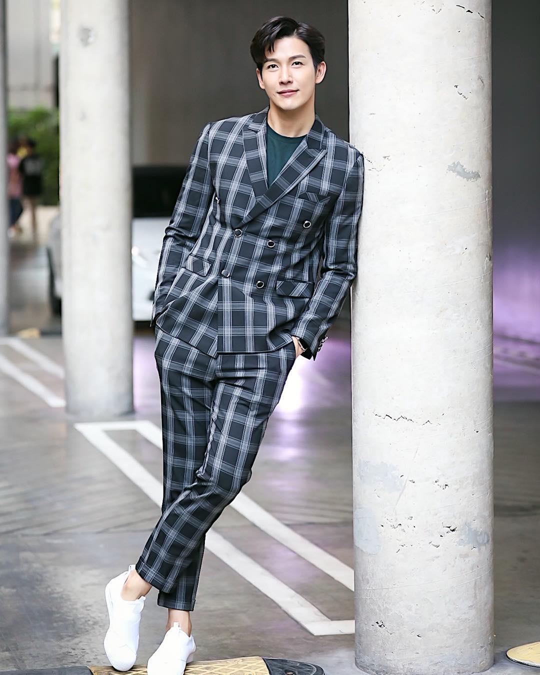 thoi trang cua nam chinh Chiec la cuon bay anh 8