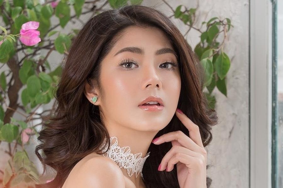 Dam Phuong Linh trong nhu the nao khi xuong pho? hinh anh