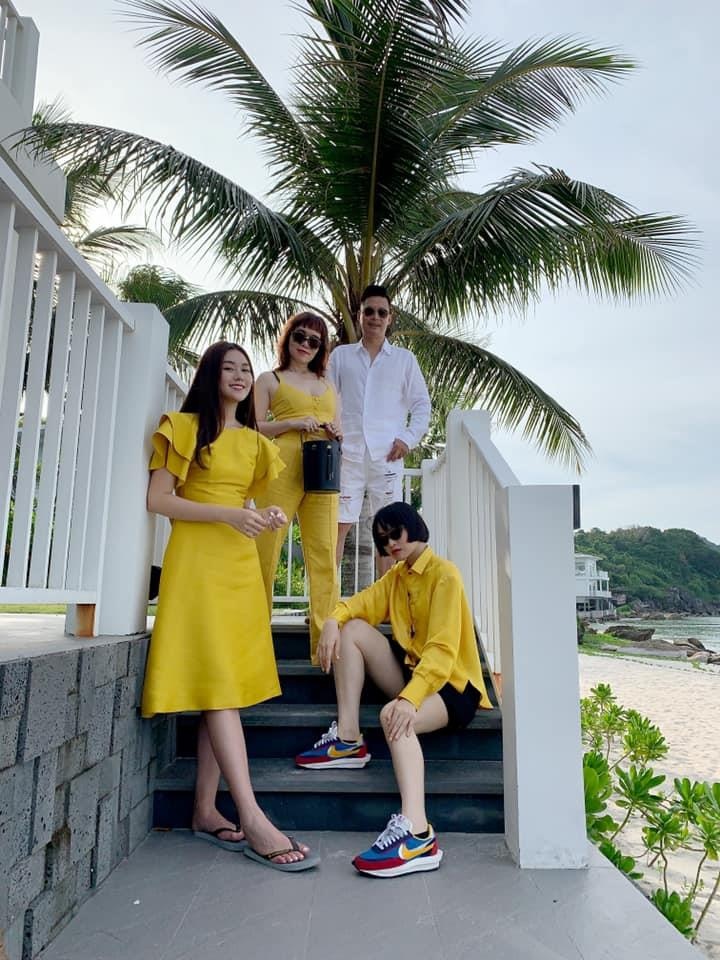 Thoi trang cua gia dinh Tuong San anh 2