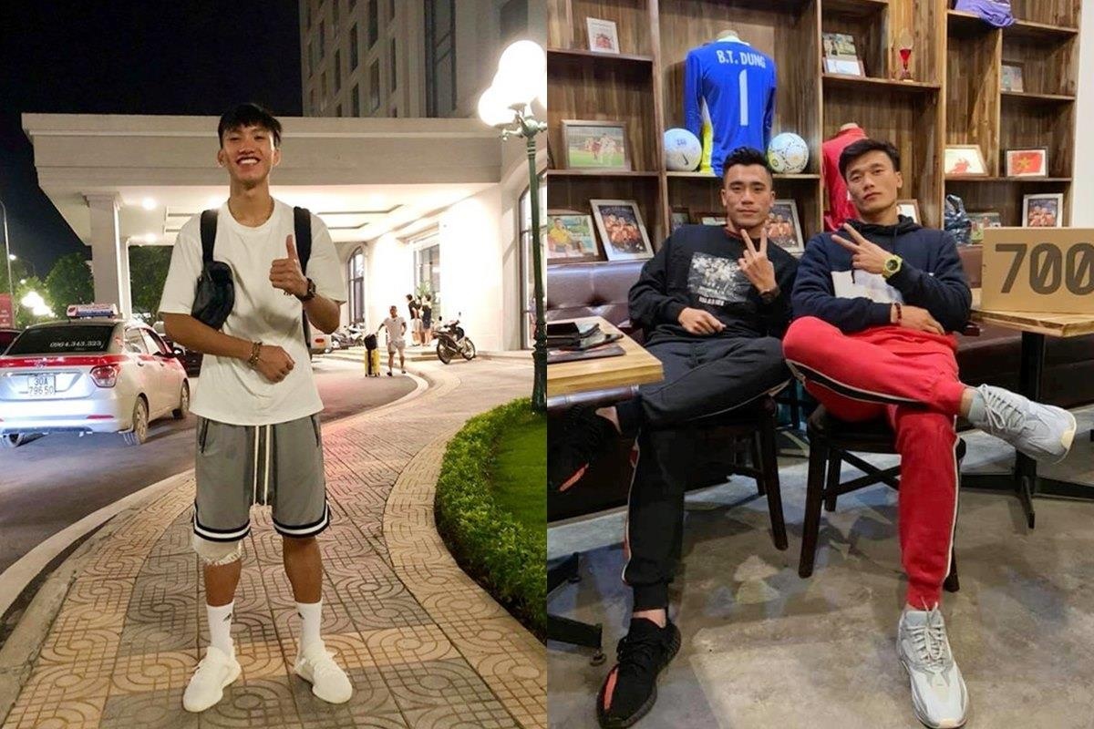 Doan Van Hau va dan cau thu Viet deu di giay hiem gia chuc trieu dong hinh anh