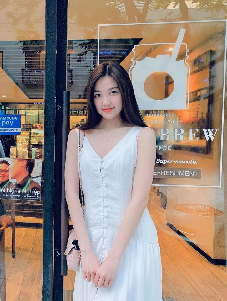 Phong cach thoi trang Tra tieu tam anh 6