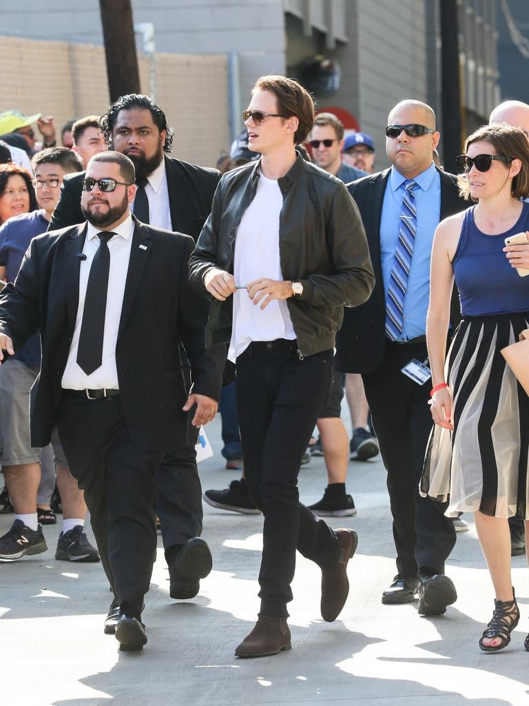 Phong cach thoi trang chu he ma quai anh 10