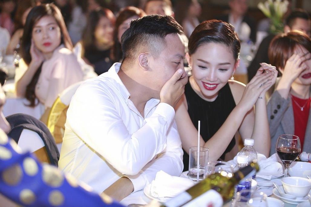 Toc Tien mac do dong dieu voi Hoang Touliver anh 4