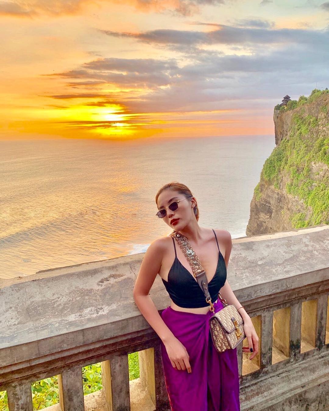 Sao Viet chuong tui xach Dior anh 3