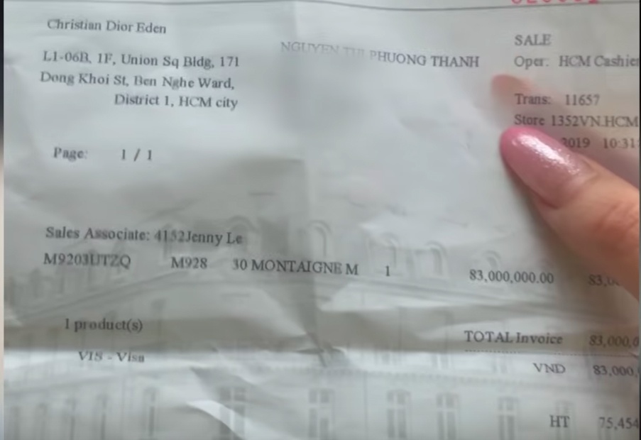 Sĩ Thanh xài túi hàng nhái  ảnh 4 Si Thanh xai tui hang nhai anh 4