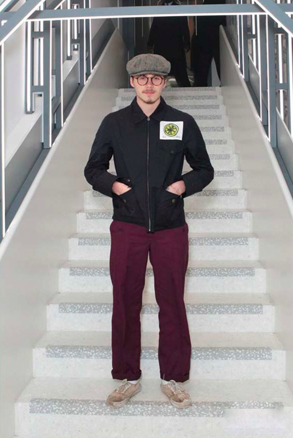 Brooklyn Beckham mac do luom thuom anh 2