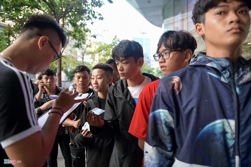 Quy trình chính thống mua giày adidas ảnh 2 Quy trinh chinh thong mua giay adidas anh 2