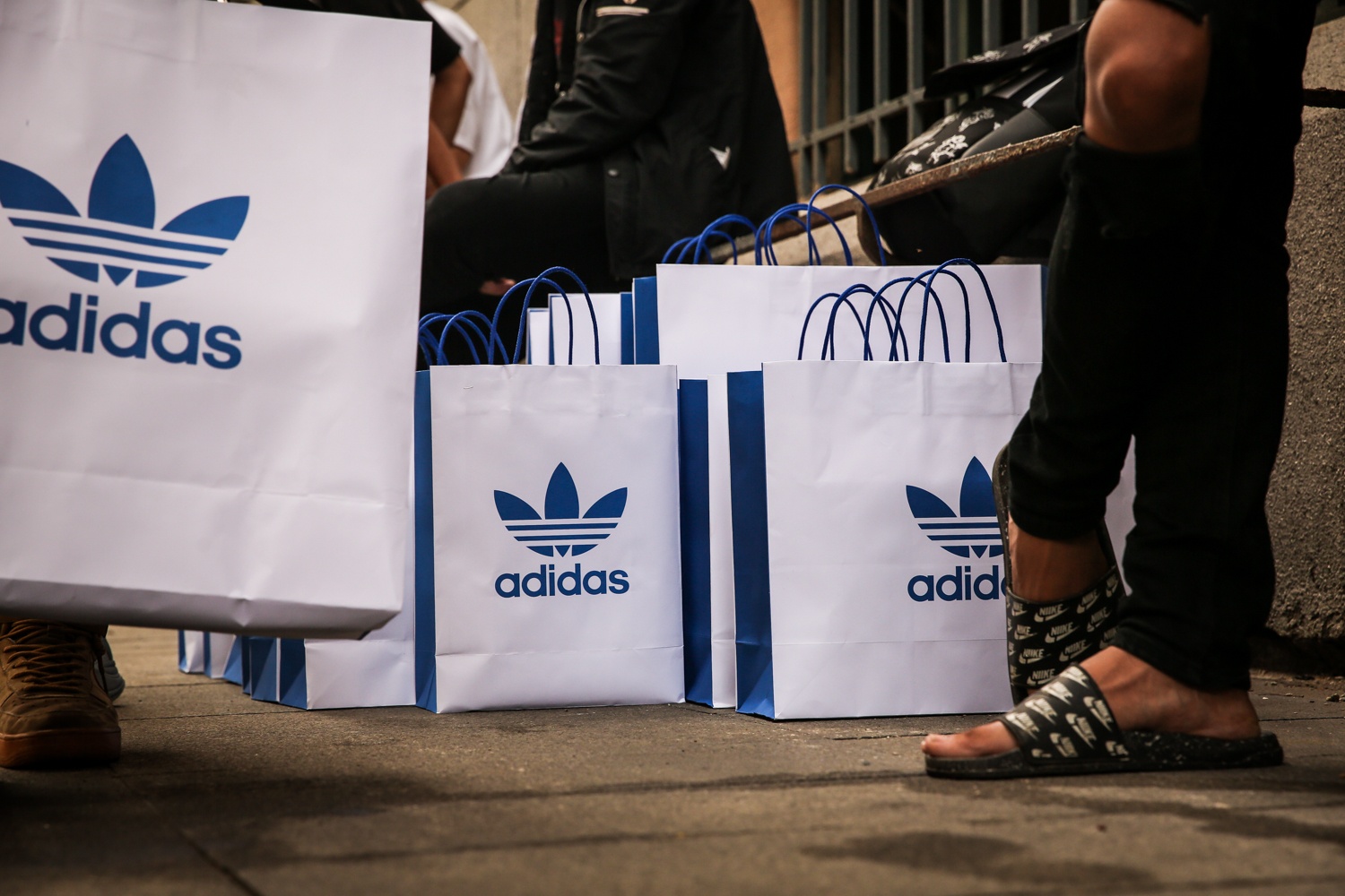 Quy dinh ngam trong gioi choi giay anh 12