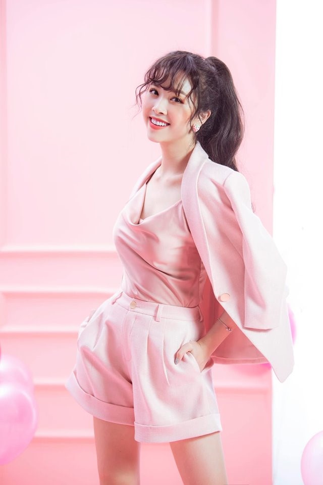 Gu thoi trang cua top 3 Hoa hau Viet Nam anh 10