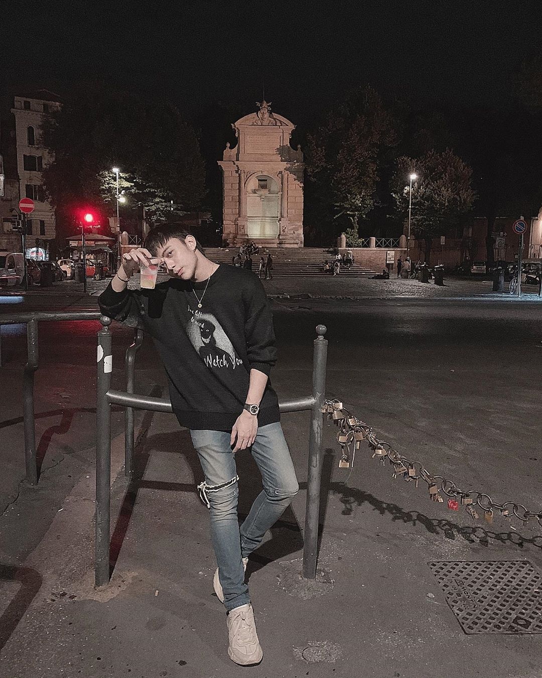 Đen Vâu mặc đồ màu sắc ảnh 3 Den Vau mac do mau sac anh 3