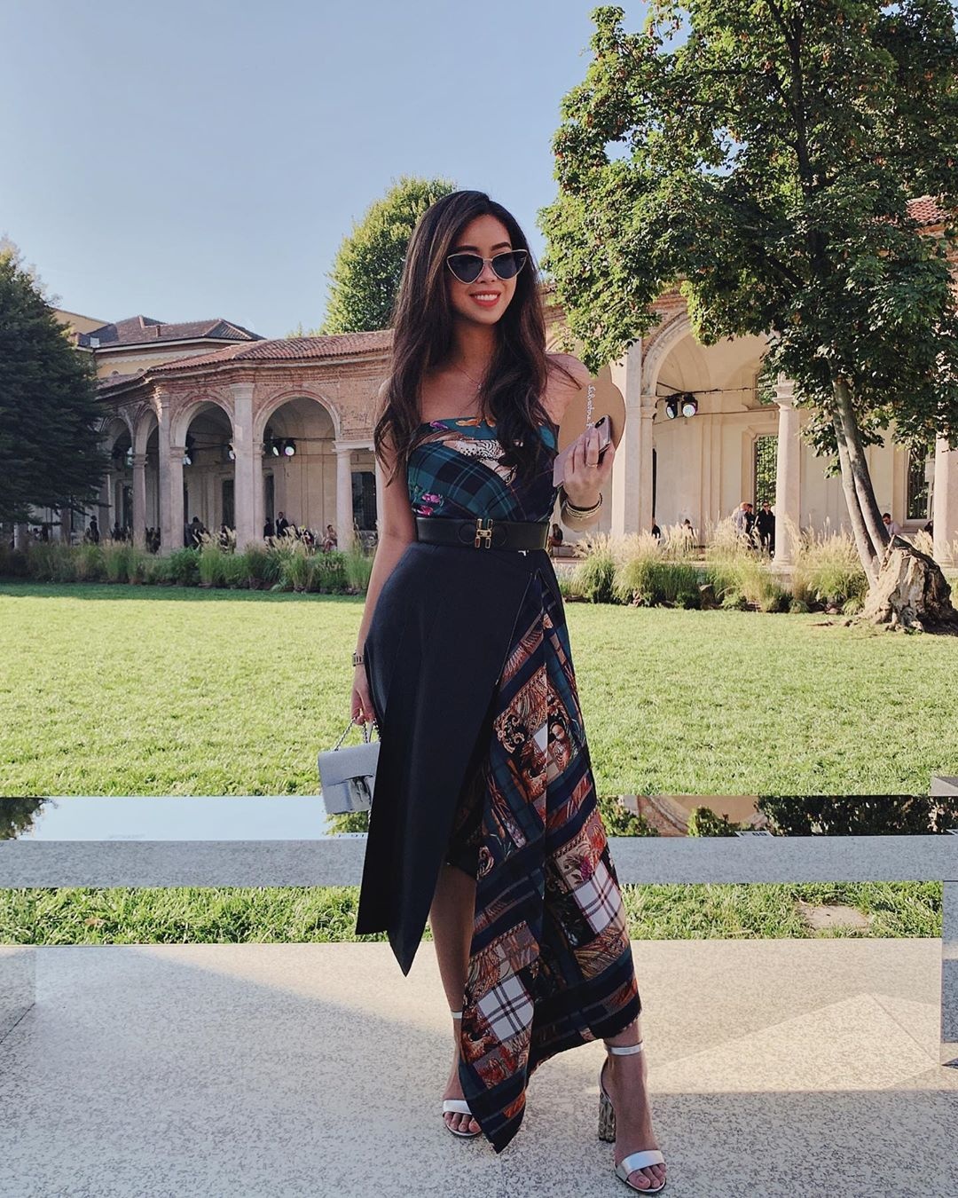 Em chong Ha Tang tham du show thoi trang anh 2