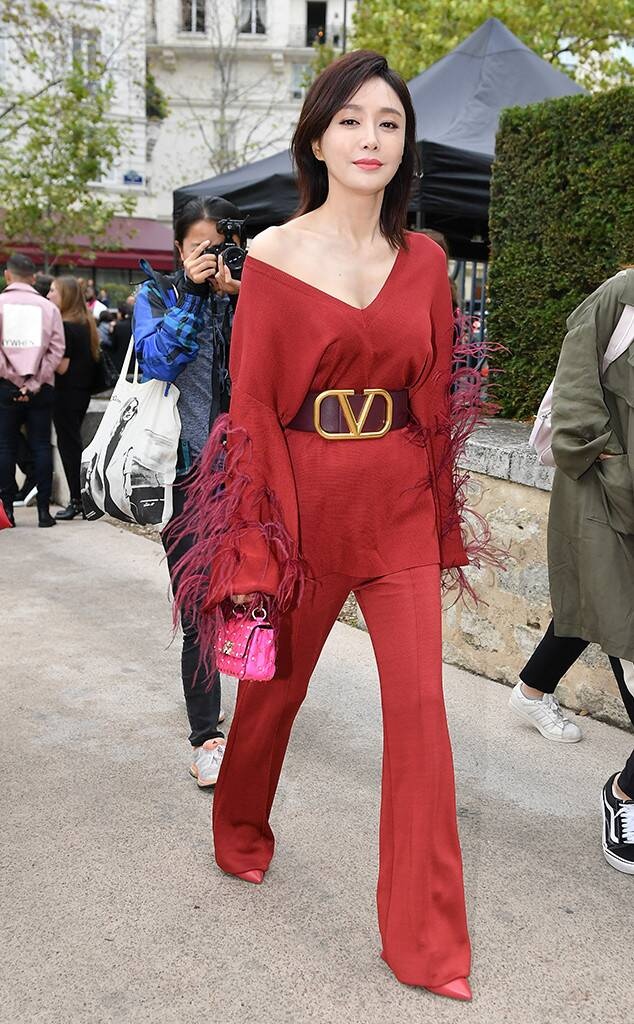 Khanh Linh xuat hien tren bao quoc te anh 9