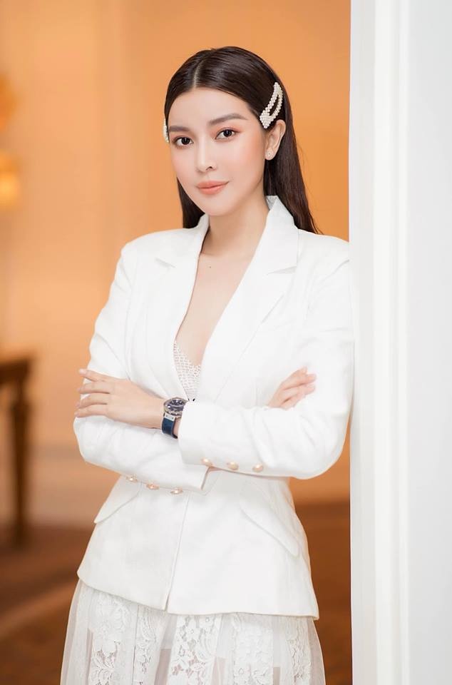 Cao Thai Ha chuong do thanh lich anh 6