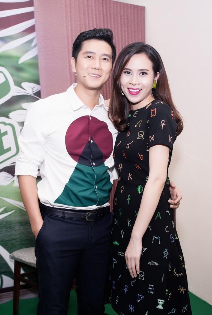 Thoi trang vo chong Luu Huong Giang Ho Hoai Anh anh 3