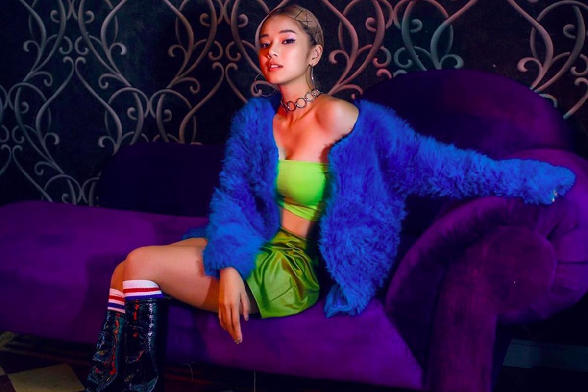 Hoang Yen mac do khoe eo thon, nhay sexy dance hinh anh