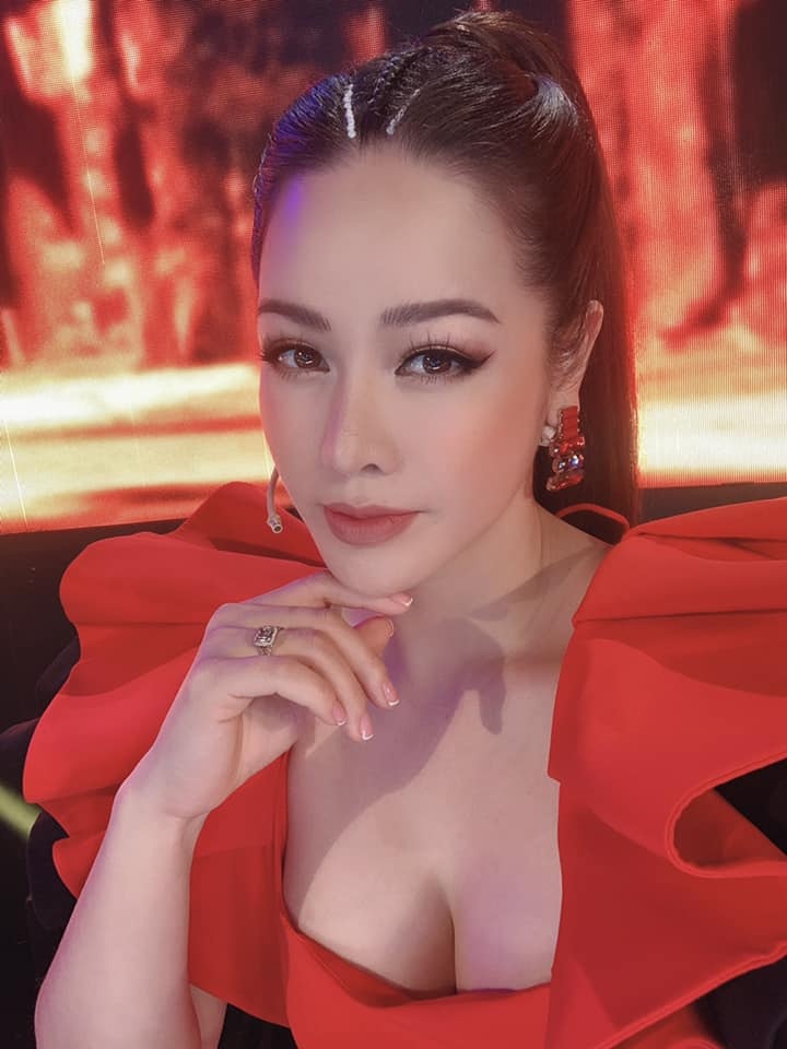 Nhat Kim Anh chuong do goi cam anh 2