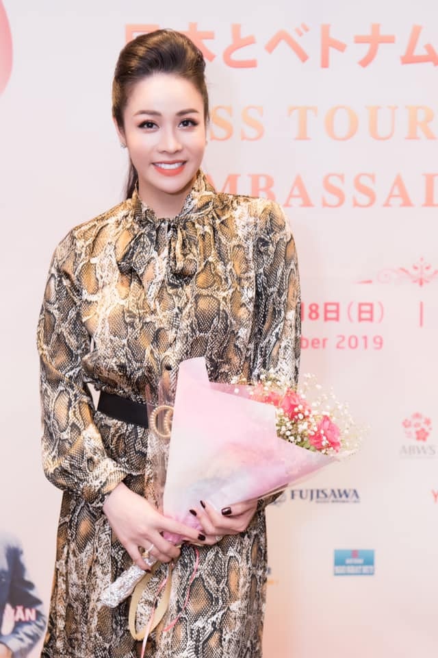 Nhat Kim Anh chuong do goi cam anh 9