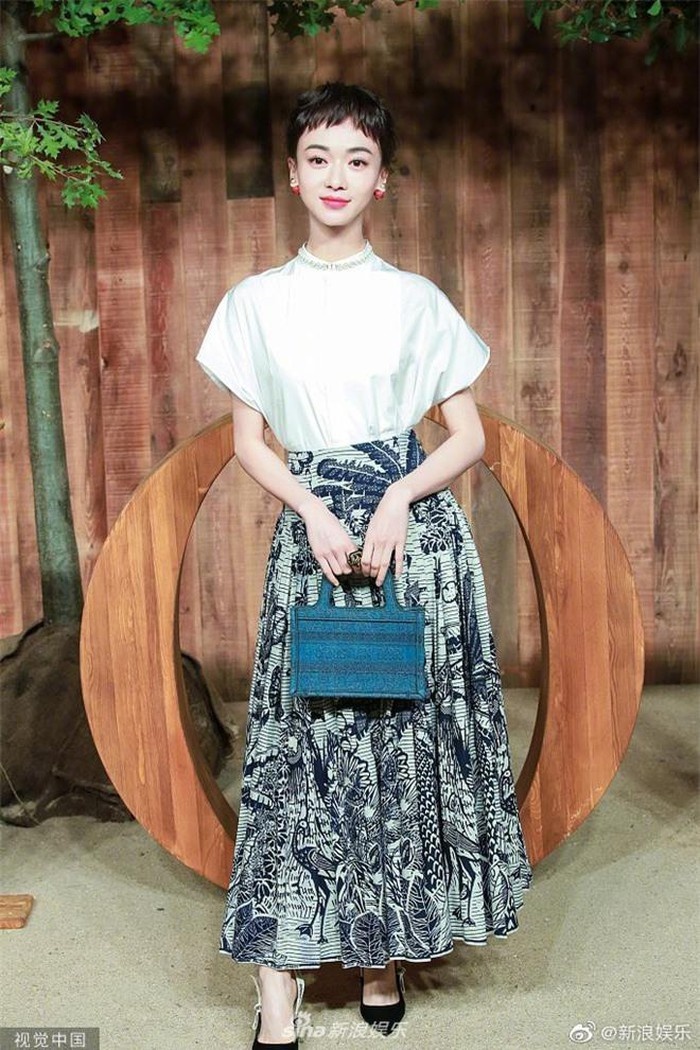 Ngo Can Ngon dien do hieu kem sang anh 2