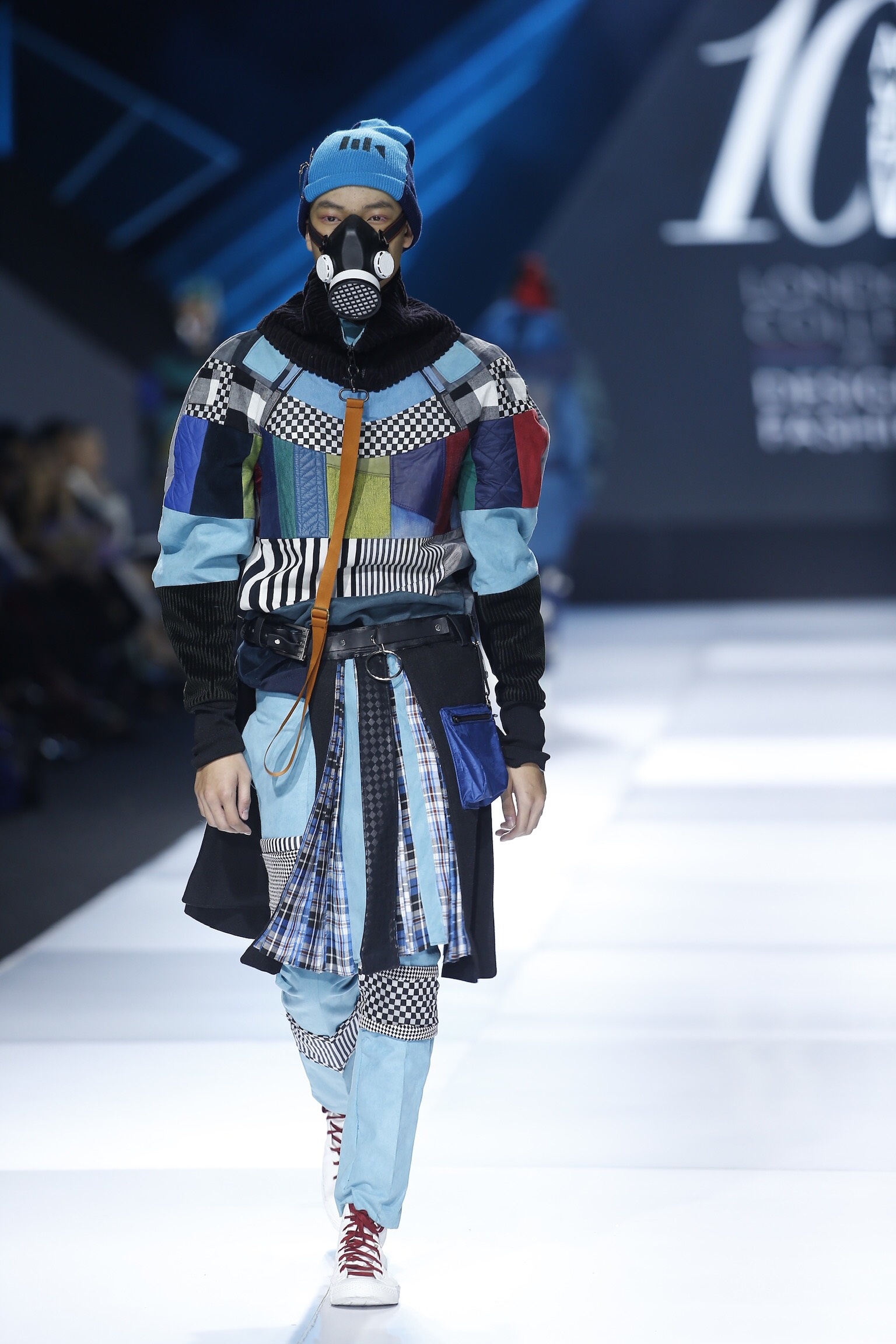 Trang phuc doc di tai AVIFW 2019 anh 13