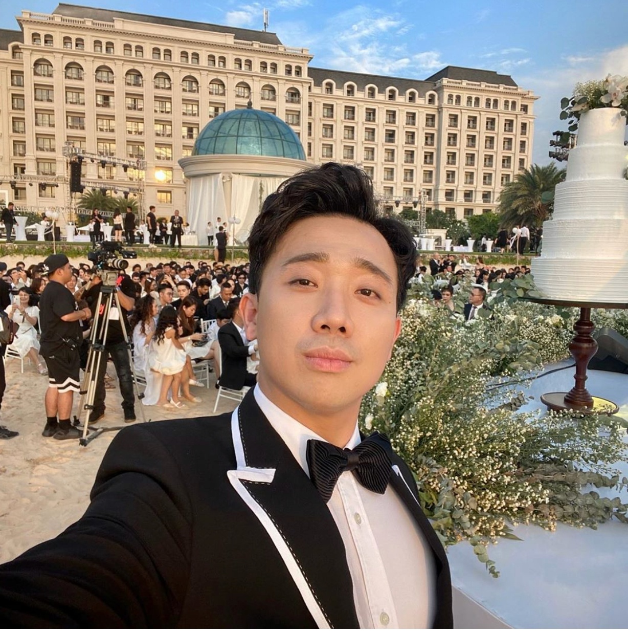 Sao Viet dien do thanh lich du dam cuoi Dong Nhi anh 8