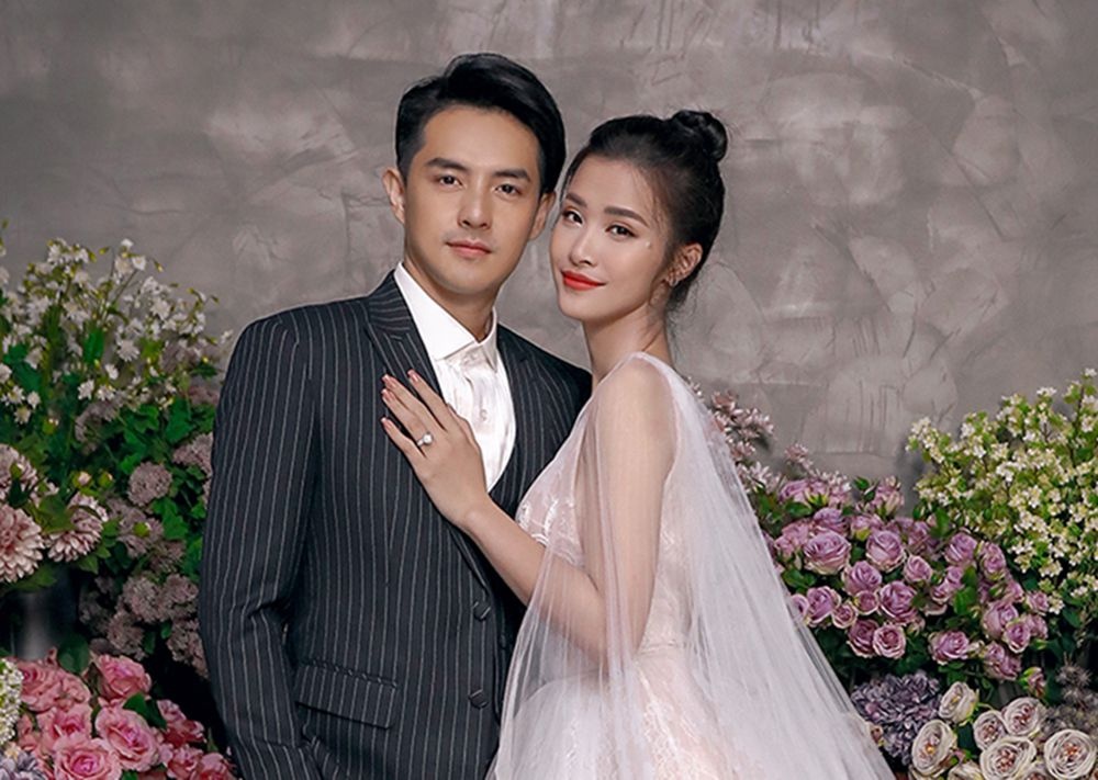 Dong Nhi chuan bi 10 mau vay, di giay 30 trieu dong trong le cuoi hinh anh