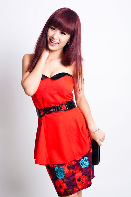 Dong Nhi lot xac thoi trang sau 10 nam anh 5