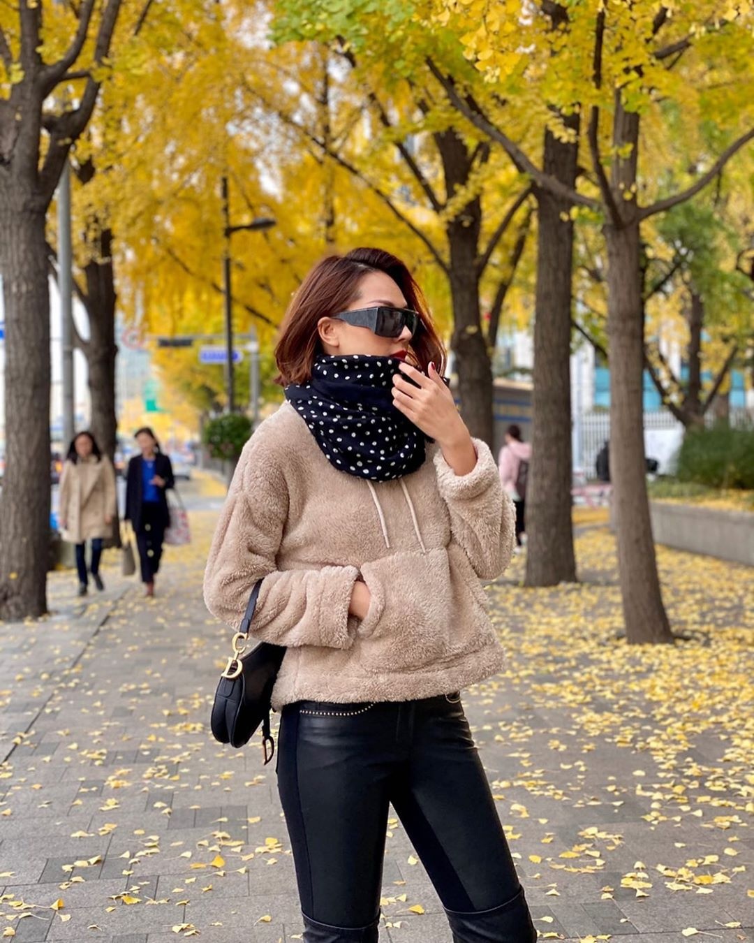 Sao Viet dien do layer mua lanh anh 5