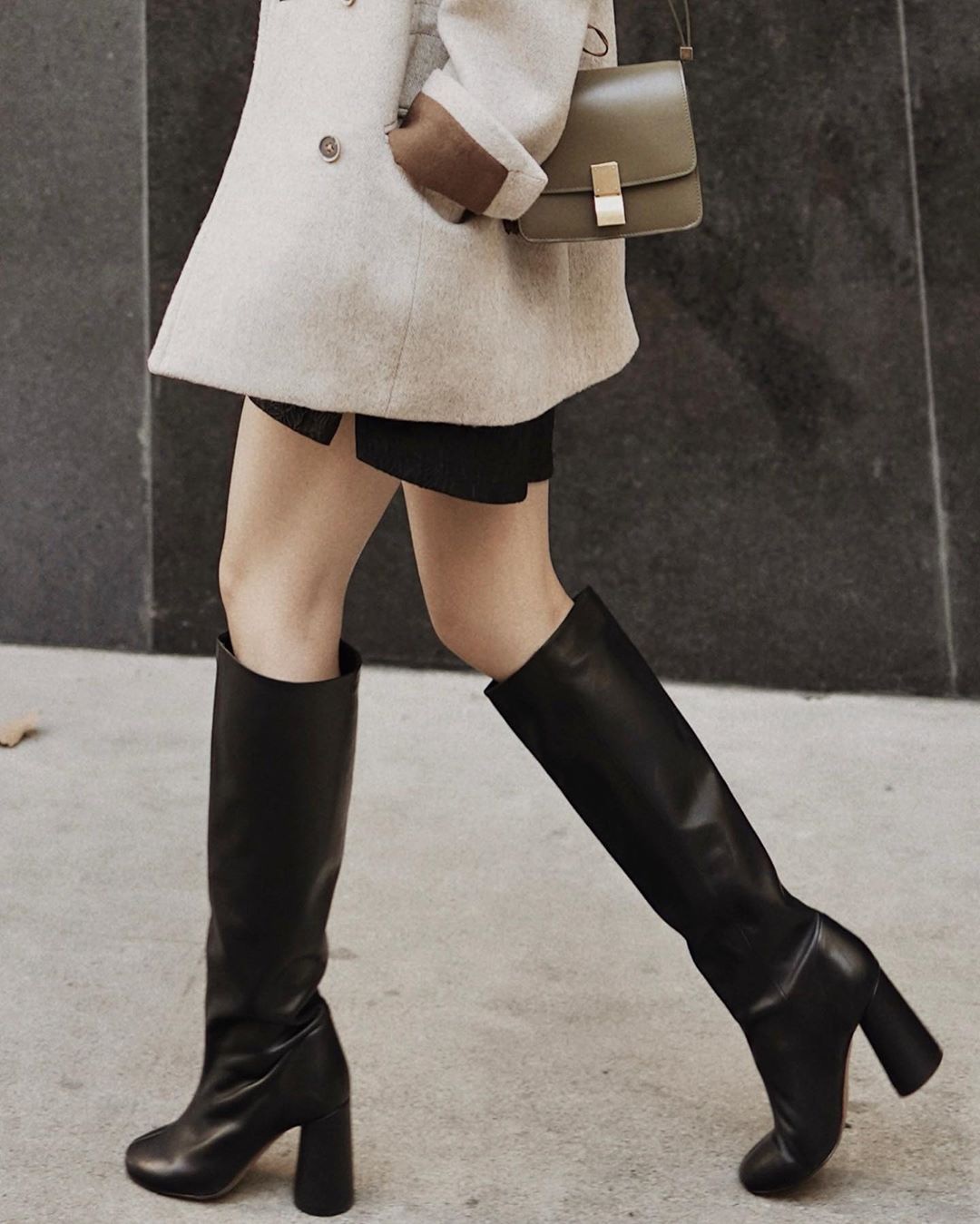 Xu huong dien boots cung vay trong mua mot Thu - Dong anh 1