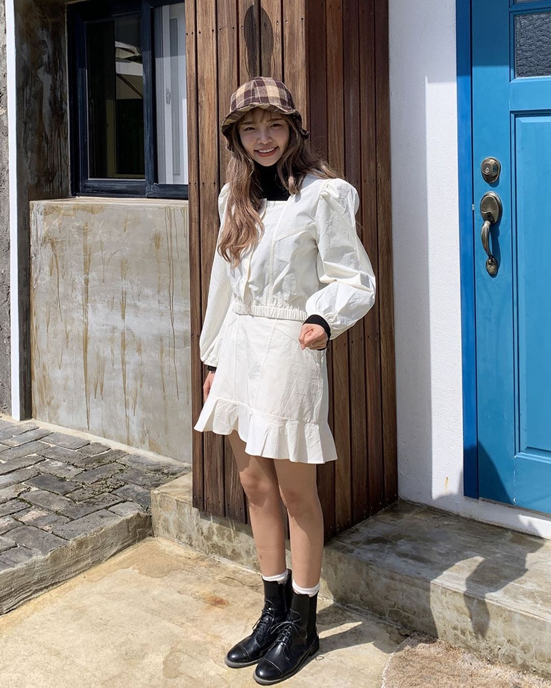 Xu huong dien boots cung vay trong mua mot Thu - Dong anh 4