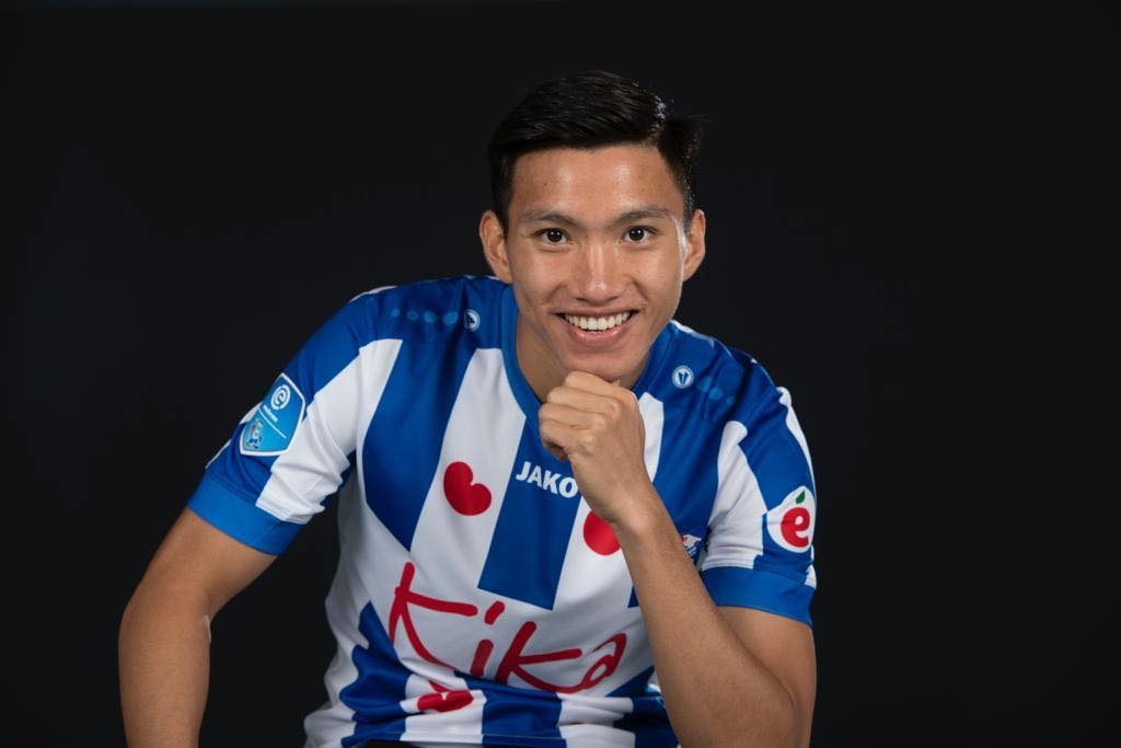 Kieu toc noi bat cua dan cau thu Viet Nam anh 10