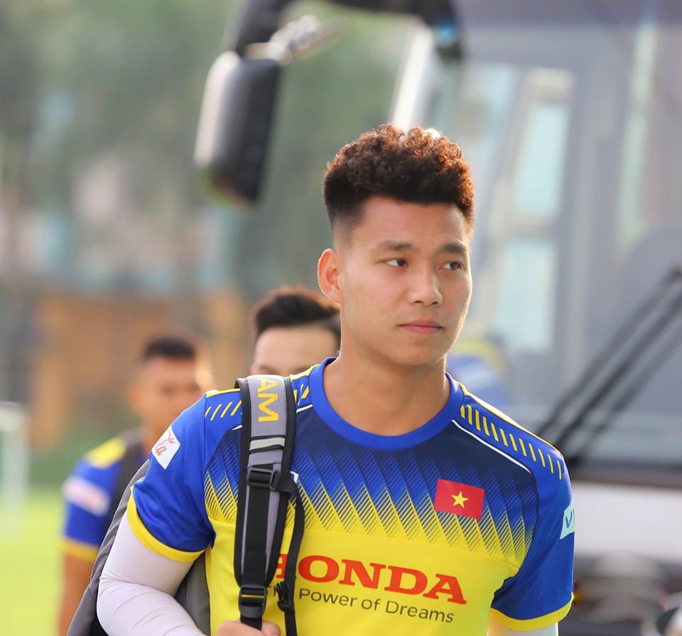 Kieu toc noi bat cua dan cau thu Viet Nam anh 4