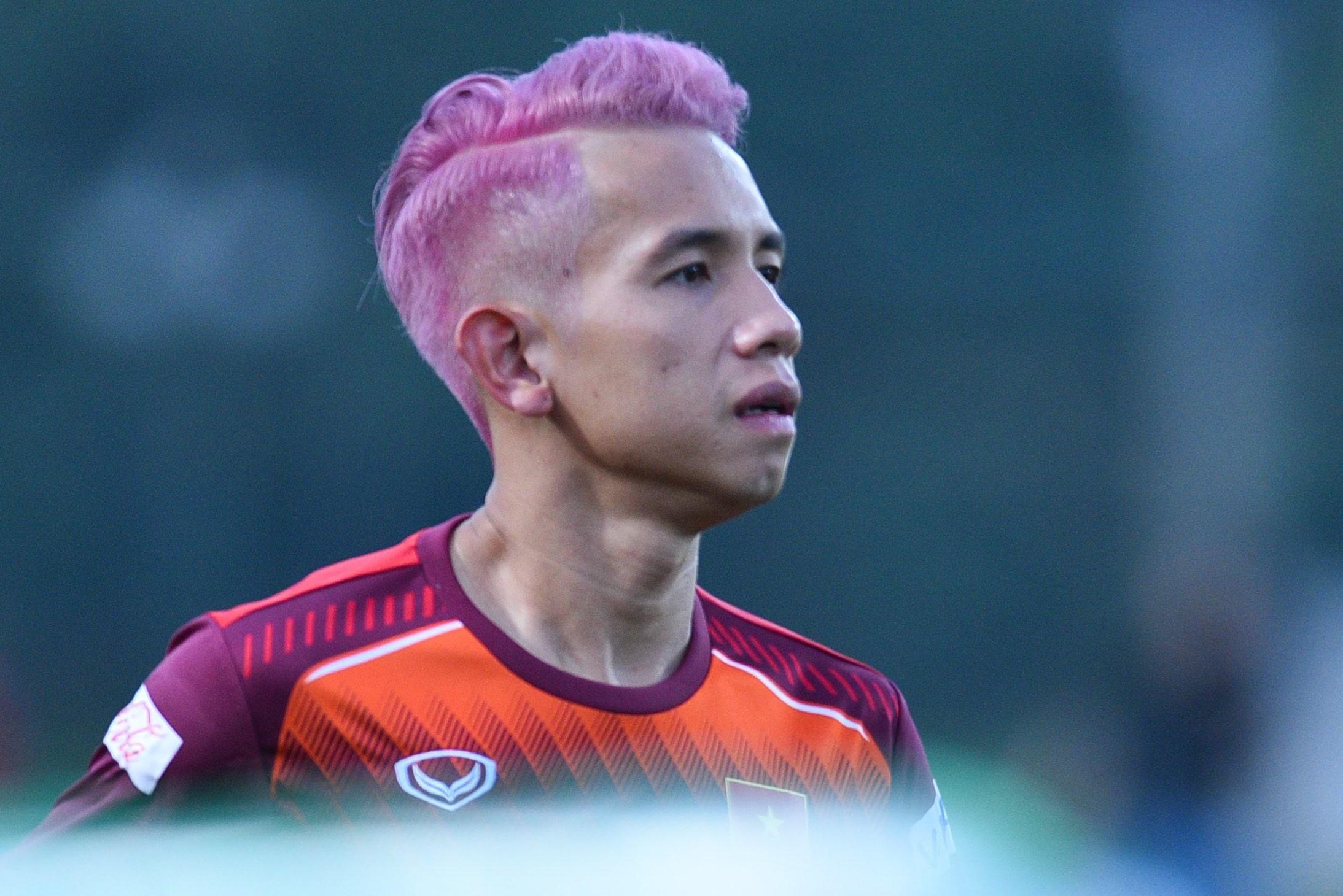 Kieu toc noi bat cua dan cau thu Viet Nam anh 1