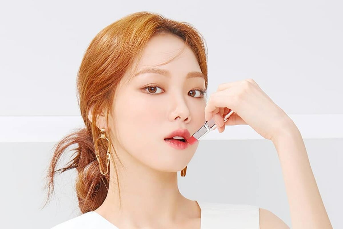 Nhung mon my pham gia binh dan khong can cho sale de mua hinh anh