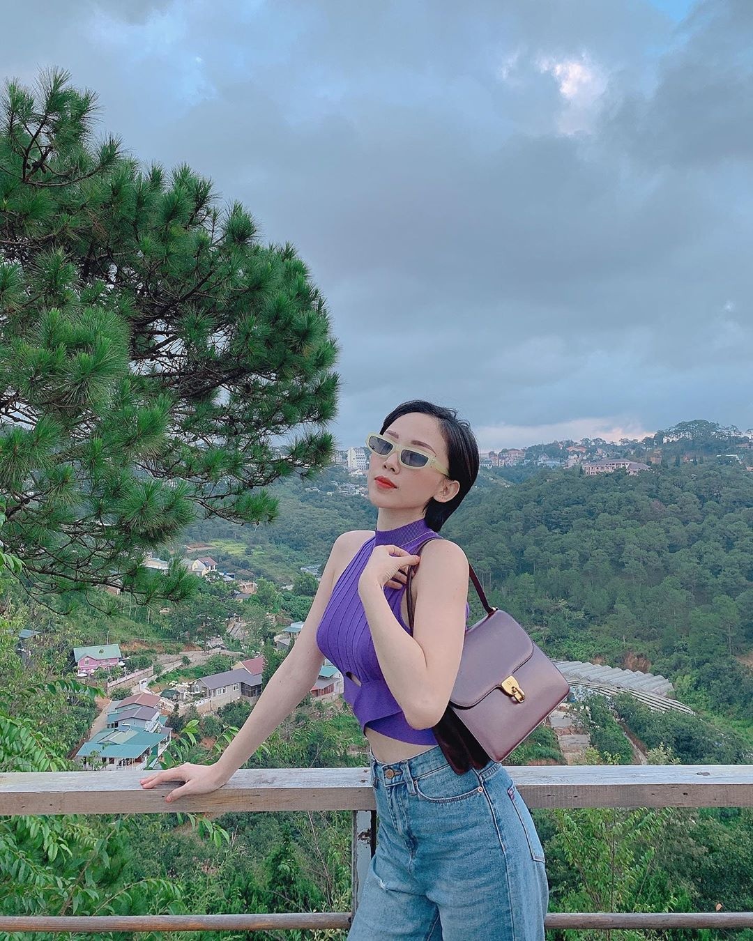 Sao Viet lang xe trang phuc sac tim anh 9