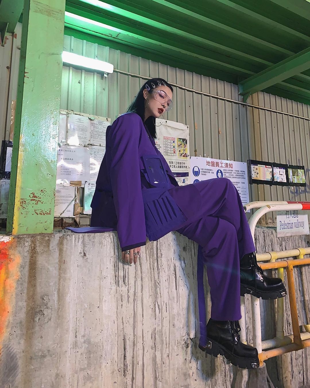 Sao Viet lang xe trang phuc sac tim anh 5