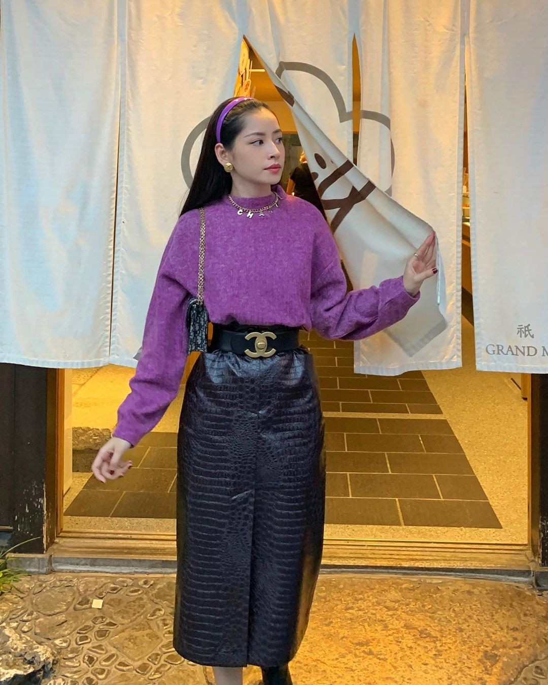 Sao Viet lang xe trang phuc sac tim anh 7