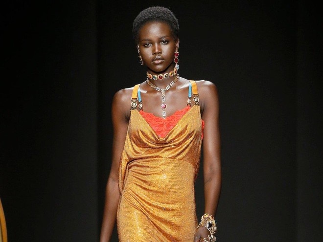 Adut Akech doat giai nguoi mau cua nam anh 5