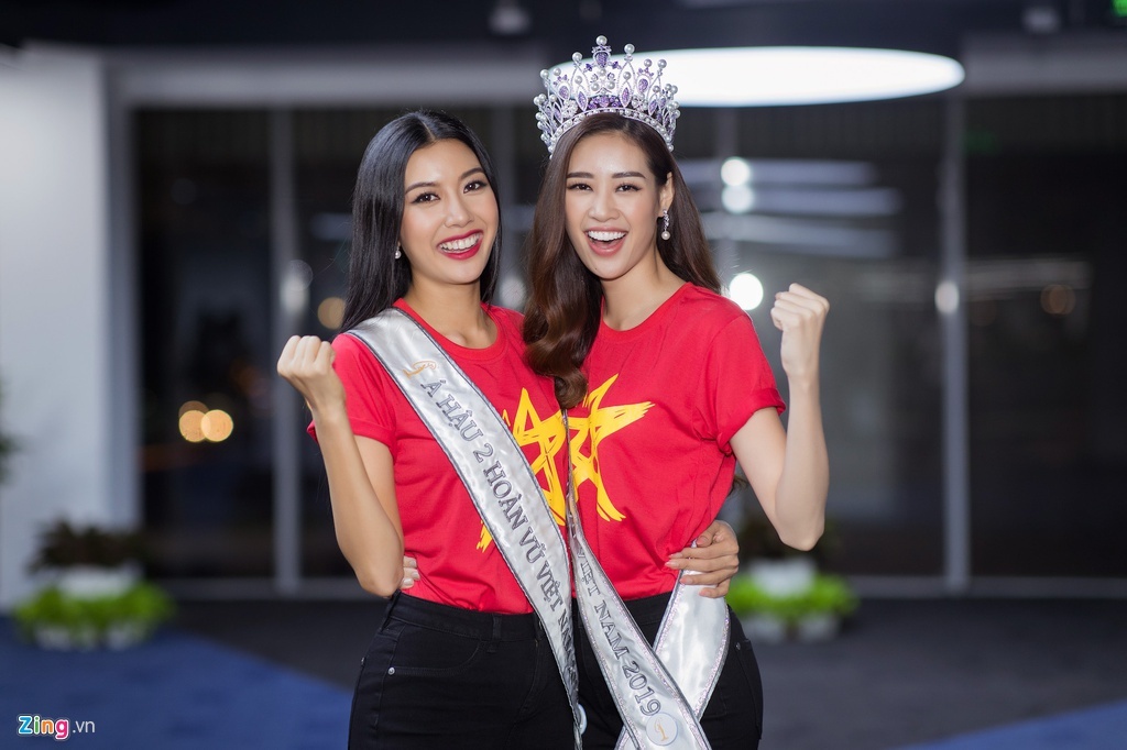 Dan Hoa hau,  A hau Hoan vu mac do mau sac anh 6