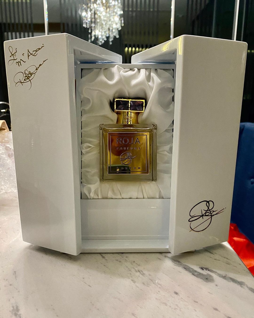 Tran Thanh suu tam nuoc hoa hang hieu anh 3