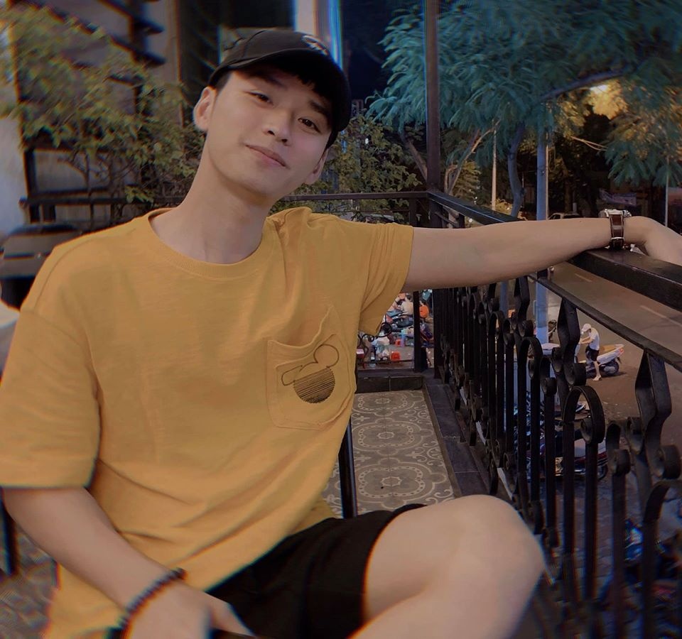 Tran Nghia thich dien quan short anh 6