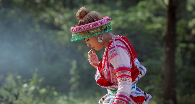 Hoàng Thùy Linh hóa thân A Mị ảnh 2 Hoang Thuy Linh hoa than A Mi anh 2